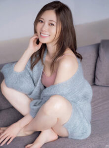 白石麻衣 部屋着 おっぱい エロ