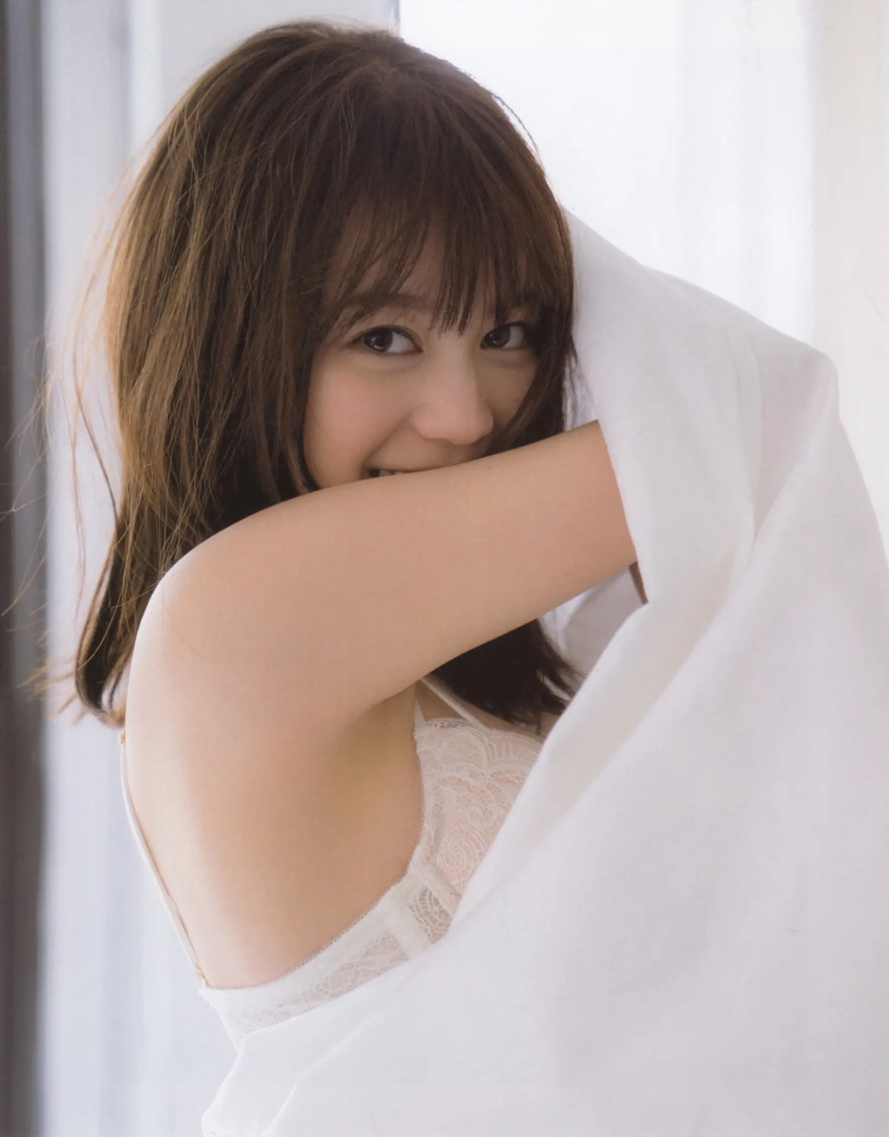 生田絵梨花　脇　エロ