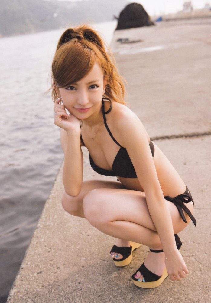 板野友美　グラビア　エロ