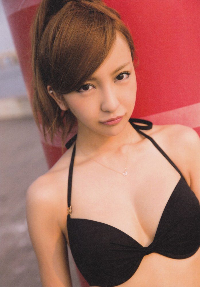 板野友美　グラビア　エロ